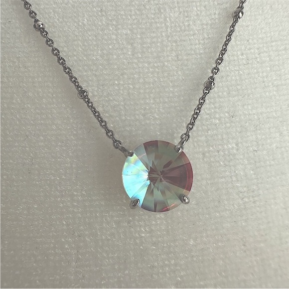 Kendra Scott Jolie Iridescent Dichroic Pendant - Picture 6 of 7